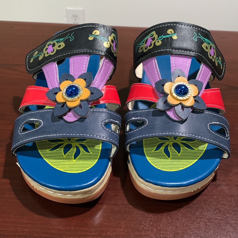 NWOT Colorful sandals, Velcro closure, Women’s size 10, never worn - Picture 2 of 6